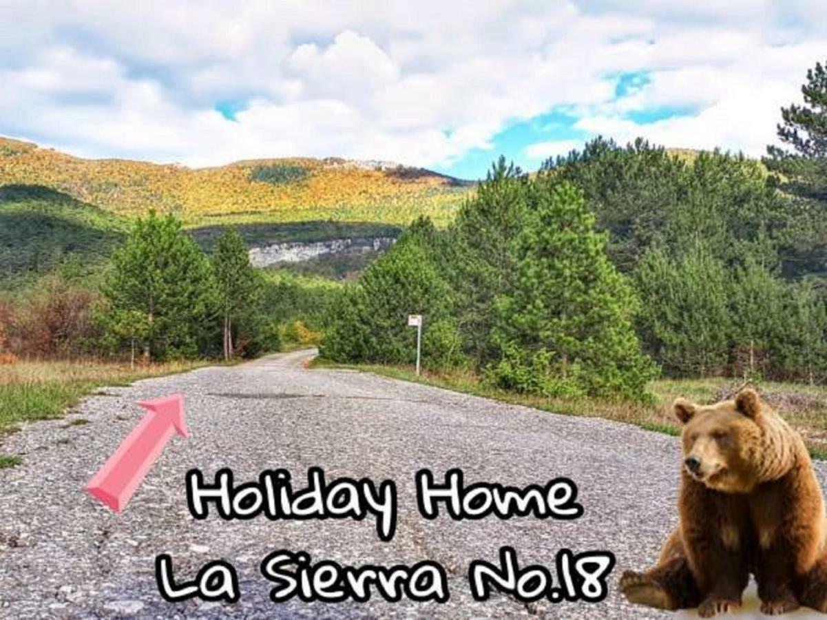 Holiday Home La Sierra โคเรนนิซา ภายนอก รูปภาพ